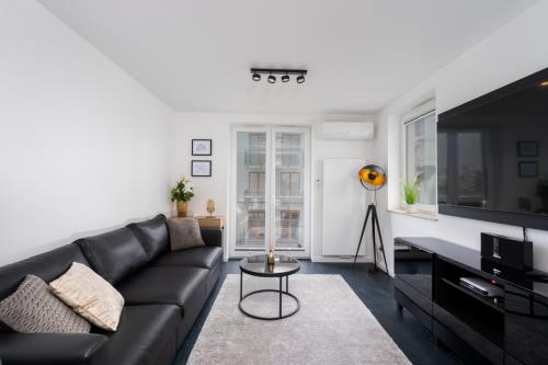 Apartments Deluxe Barcelona 55 by BookingHost