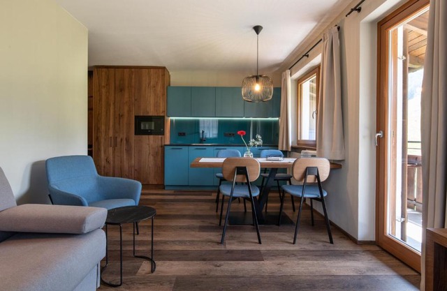 Apartments Karbon