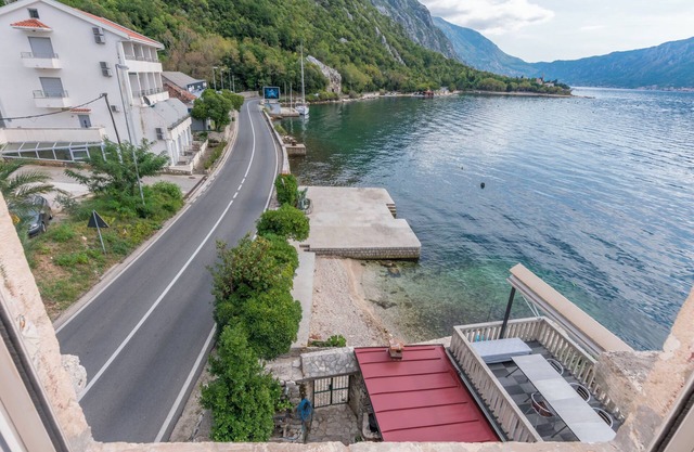 Apartments Mir i dobro (93491-A4) - Kotor