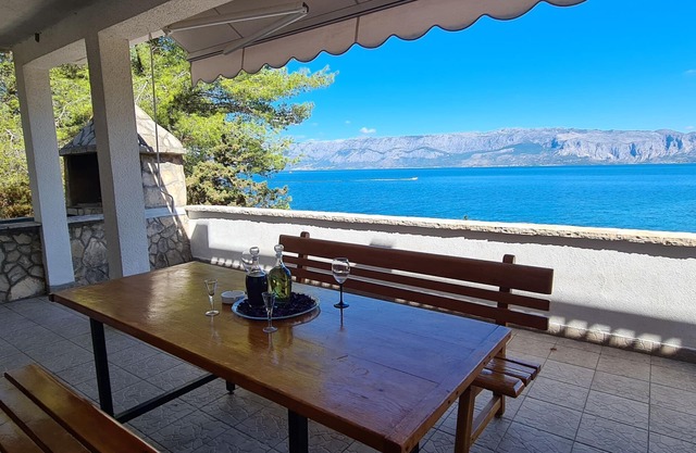 Apartments On the beach (89401-A5) - Bogomolje