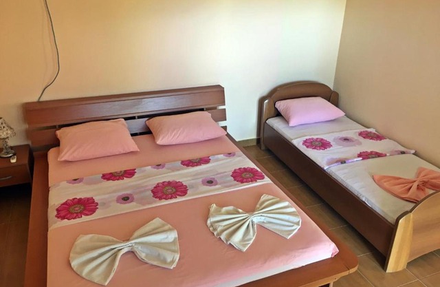 Apartments Pelinkovic