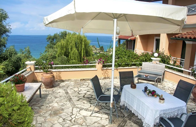 Apartments "Tonia" on Pelekas beach