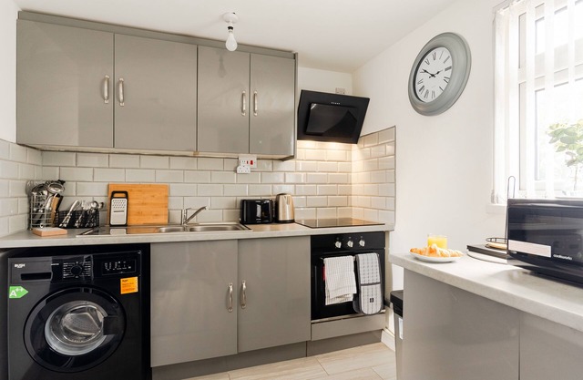 Apex Apartment