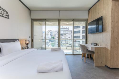 Apex Studio & Balcony in Jounieh