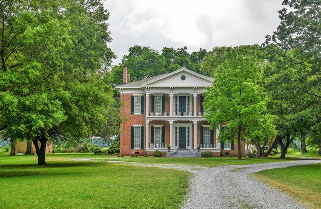 Apothecary Cottage - 1BR Suite at The Belmont 1857