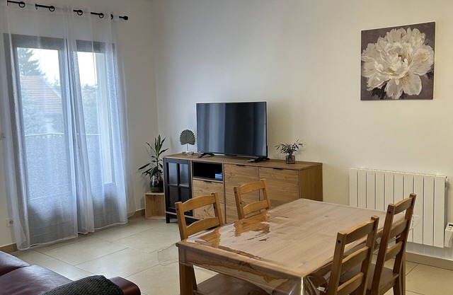 Apparemment Chaleureux à 30 min Paris,cdg, Disney