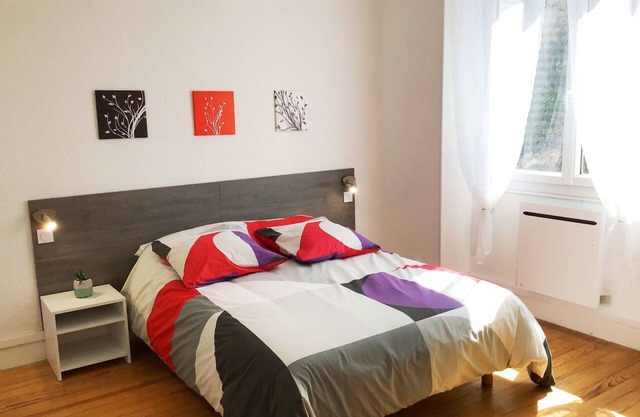 Appart Novea 50 m2, parking, proche Sanctuaire.