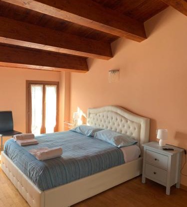 Appartamento Luce- 2 camere da letto-Centro storico-Parcheggio privato gratuito