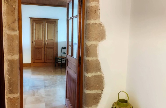 Appartement 100 m² Dans Bâtisse Xixème Siècle