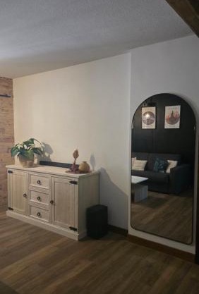 Appartement 3P avec garage proche aéroport, tramway et avec toutes commodités!