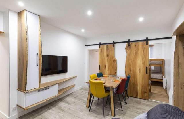Appartement central 4-6 pers, RDC, bien équipé, proche télécabine et commodités. - FR-1-401-230