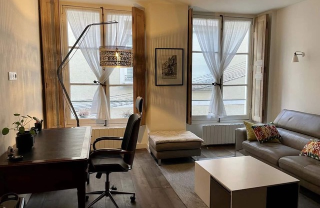 Appartement de Charme Centre Montfort L'amaury