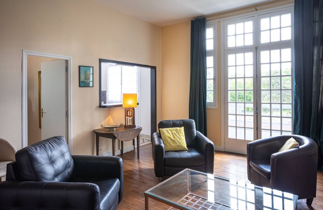 Appartement Dans une Villa Art-déco de 1928