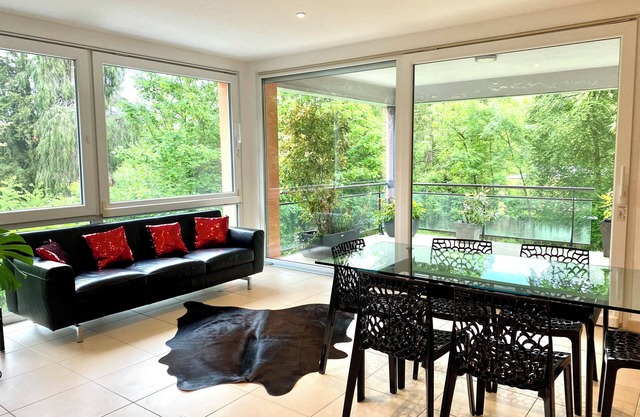 Appartement de 3 Chambres Doubles Dans un Écrin de Verdure - vue Parc Zoologique