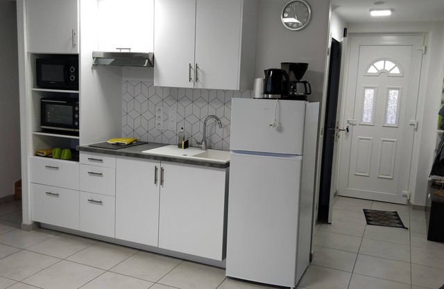 Appartement Entièrement Équipé et Meublé