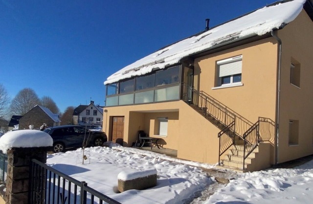 Appartement au Bord du lac 2 Chambres, Plein Pied Avec Terrasse