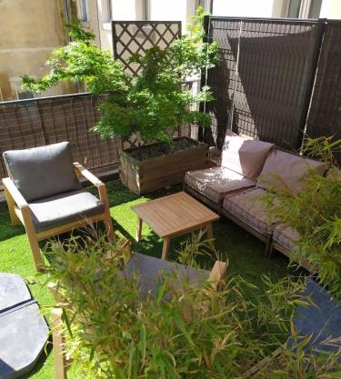 appartement indépendant dans résidence privée, avec accès à la terrasse