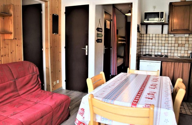 Appartement lumineux 2 pièces cabine, balcon, au pied des pistes - 4 couchages - Auris en Oisans - FR-1-297-75