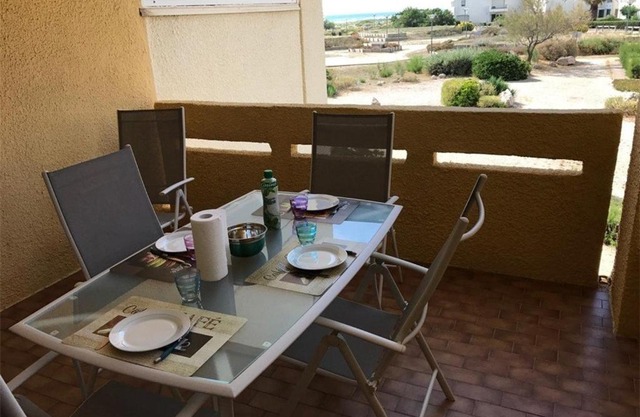 Appartement T2 Cabine 6 pers en bord de mer, parking privé, proche commerces et plage - Leucate - FR-1-81-49