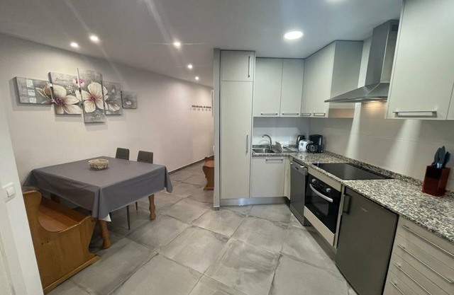 Appartements Moblats Pas - appartement 1chbr 3/4 personnes