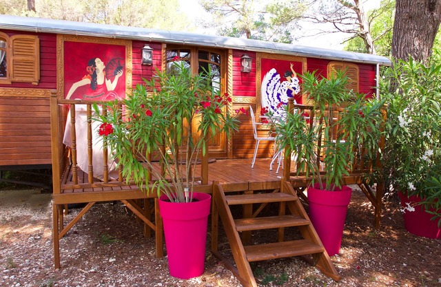 Appel du Luberon The trailer