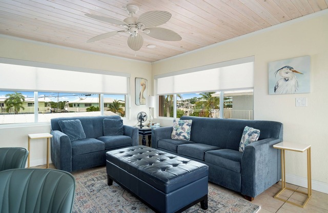 Apr 11-May 16 Open, Largo Lookout, Lovely Waterview Unit, MM 99.5, Pets Welcome, 28 Nt Min