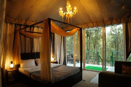 Apricot Luxury Tent Retreat in Majkhali