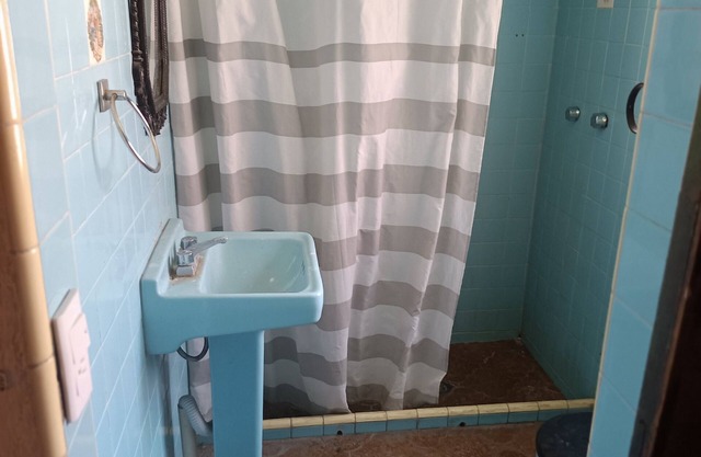 Apsy guesthouse ideal for rest/work with services