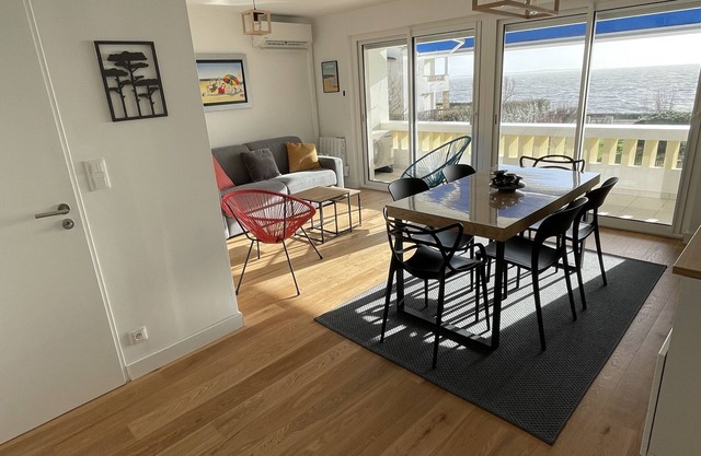 Apt 4 pers, air conditioning, sea view, parking, tennis court