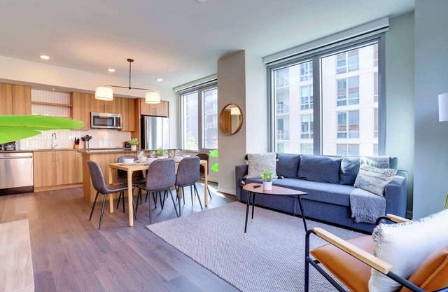 Apt Step from Metro W Gym