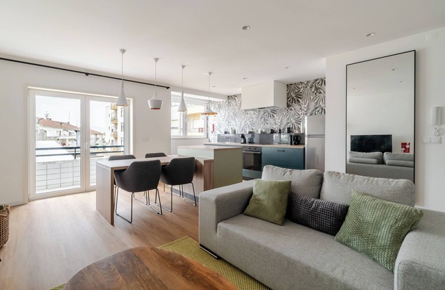 APT Villa Paioryna II - 3-bedroom apartment in charming Vila Verde