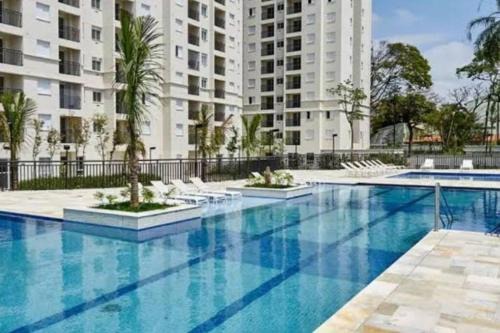 apto 2 pessoas condominio clube, vaga de garagem, perto da Jurubatuba