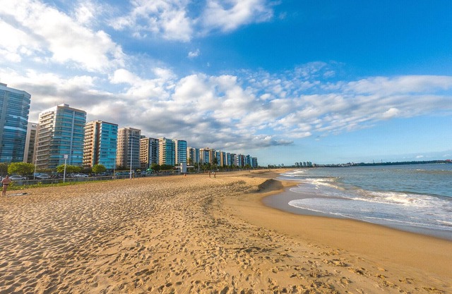 Apto com WiFi perto da Praia de Camburi em Vitória