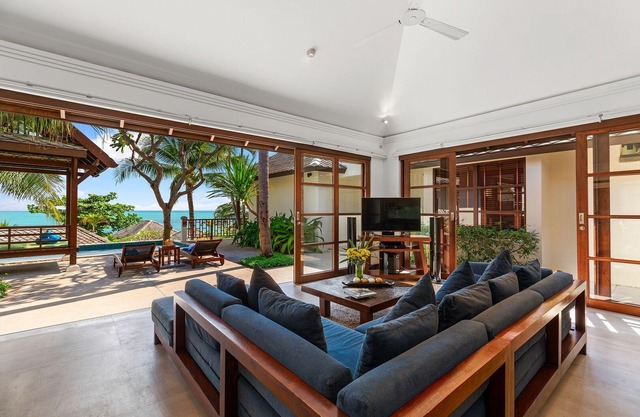 Aqua Vista 26 - Private Pool Villa Near The Beach