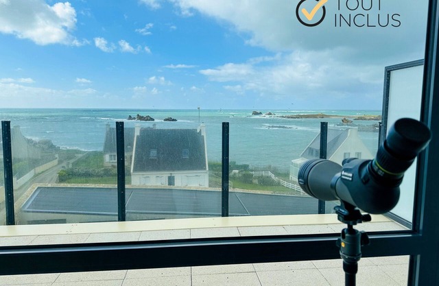 AR SKOL - Magnificent seafront duplex