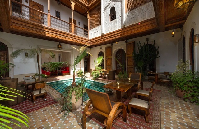 Arabo andalou entire riad
