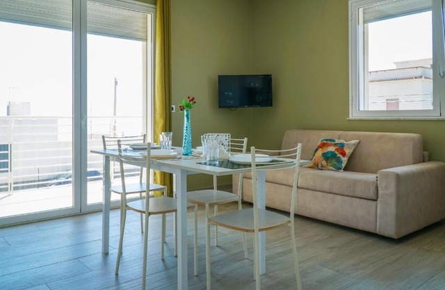 Aragosta Apartment - Sea View, a few steps from the beach
