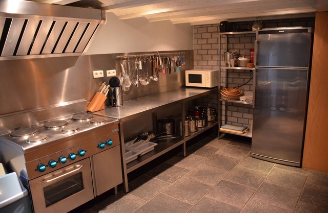 Ardennes: le crupet 52 persons