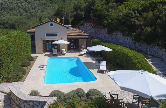 Arodo Seaside Villas, Villa Penelope