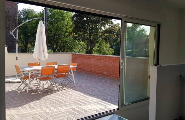 ARRAS BEAUTIFUL HOUSE, LARGE TERRACE WITH VIEW ON VERY NICE PARK