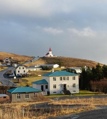 Arsalir Guesthouse Vik B&B