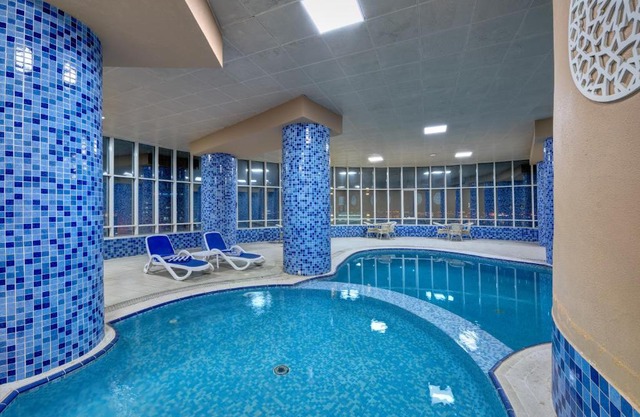 Aryana Hotel