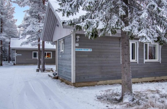 Aslakin Helmi A by Interhome