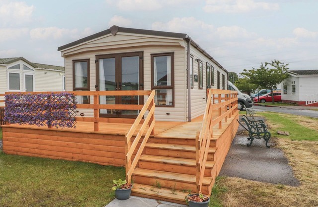 ASPEN, pet friendly, with a garden in Denny