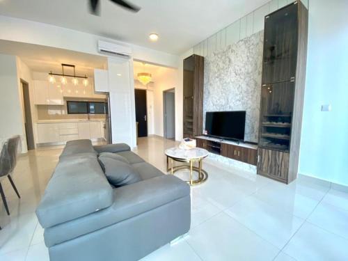 Astoria 4r3b 5minsklcc bathtub waterfilter newcondo bigbalcony