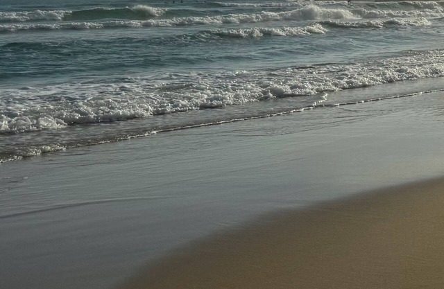 At The Beach - Relaxing Stay with Ocean Vibes