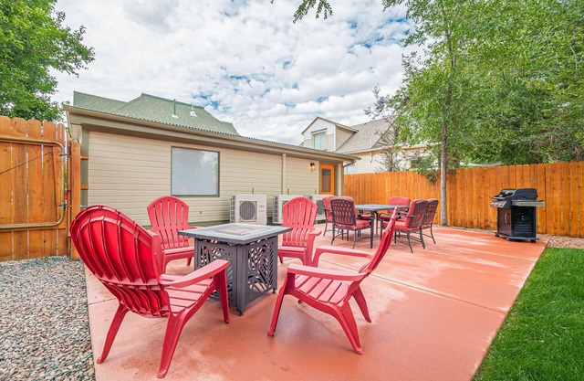 Atchee I: Fire Pit, Bikes & Dog-Friendly Stay