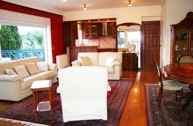 Athens Riviera Beach|7 mins WALK Beach|Sea View|Parking| "Best of Both Worlds"