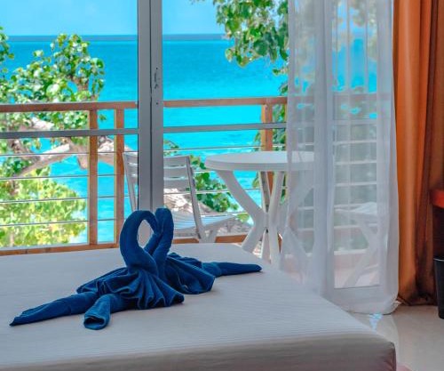 Athiri Beach Maldives