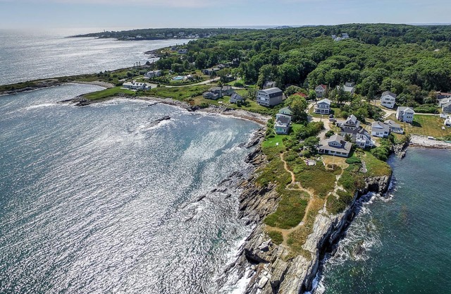 Atlantic Ocean Views, Private Beach. Newly Built Home Close To Portland, Maine!